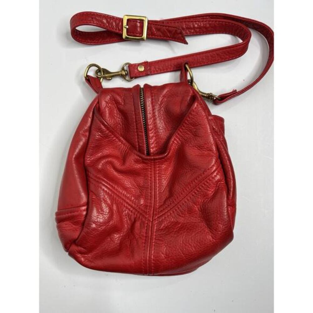 Overland Vintage Handbag Red Leather Center Zipper Made In USA Purse